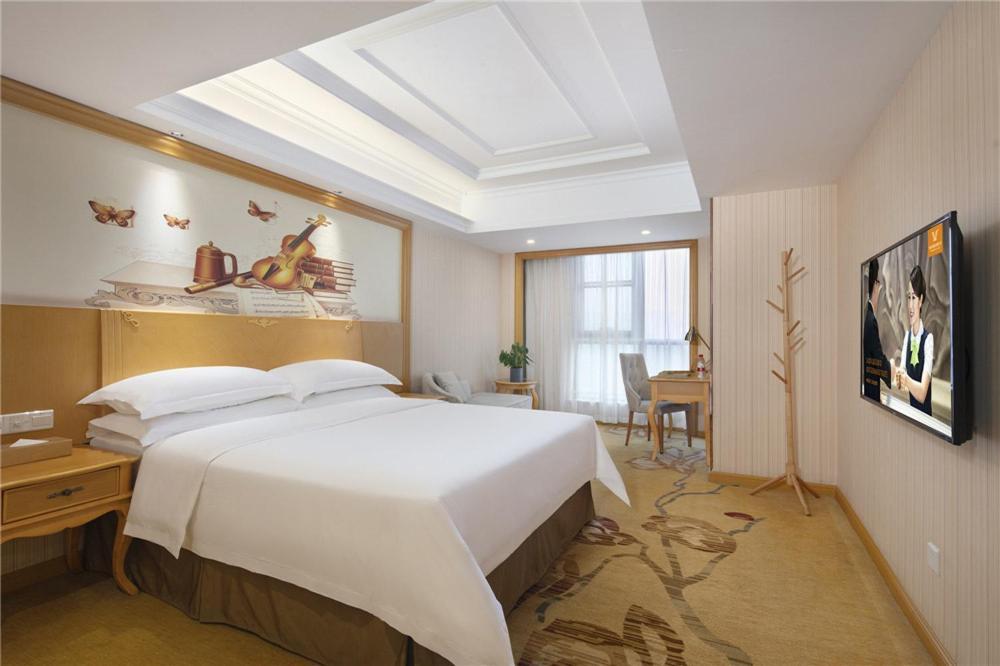 Vienna Hotel Zhengzhou Zhongyuan Futa Ngoại thất bức ảnh