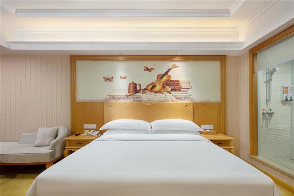 Vienna Hotel Zhengzhou Zhongyuan Futa Ngoại thất bức ảnh